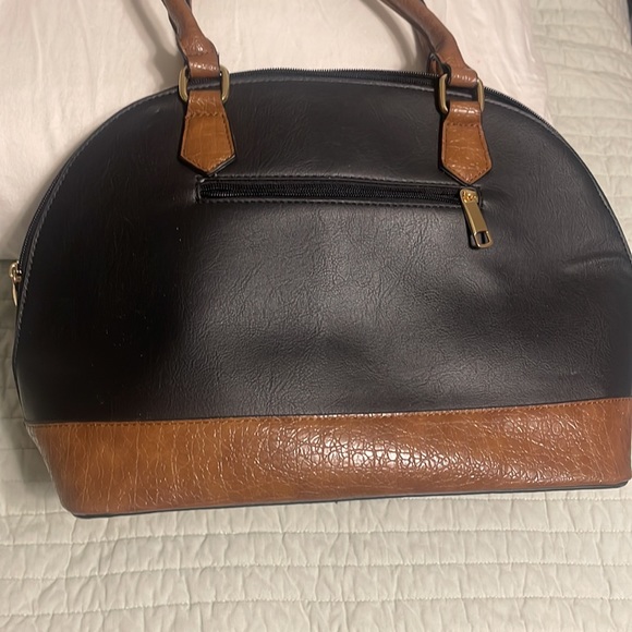 Purse - Picture 4 of 5